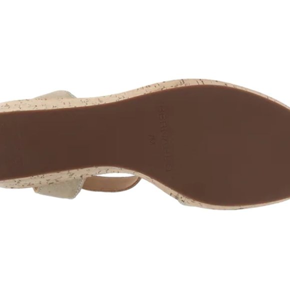 New in Box Bernardo Wedge Sandals - Picture 7 of 7